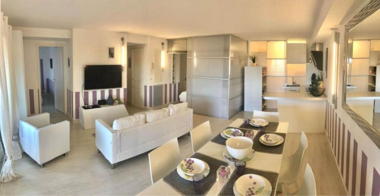 Maxima Sunset Golf 3 Apartment